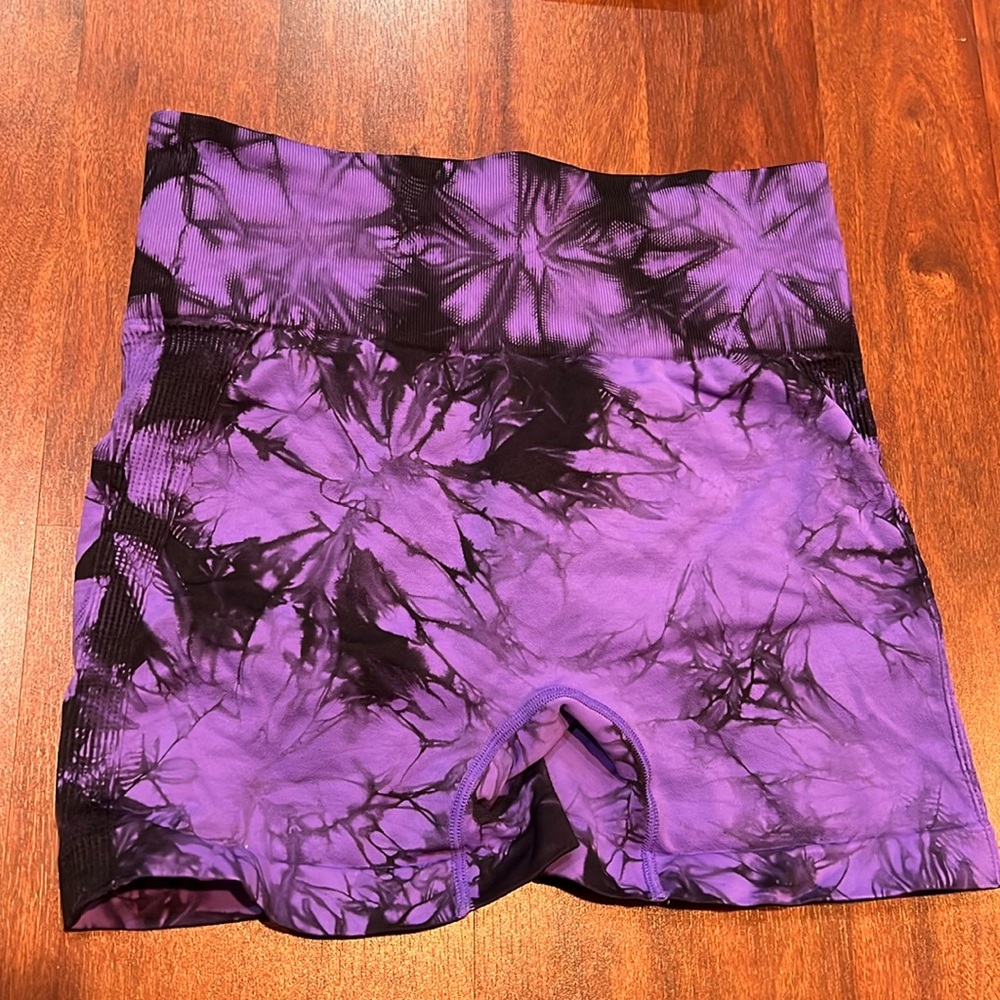 size large amazon purple and black tie dye workout spandex